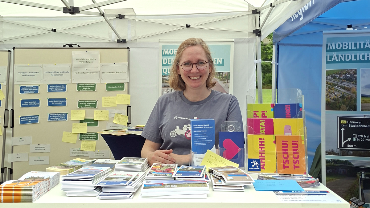 Sina Wenning auf dem Mobilnetzwerk-Stand